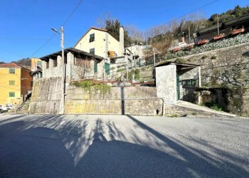 Villa Via alla Chiesa di Geminiano, Genova (zona Bolzaneto) - foto 1