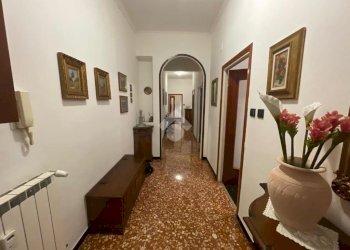 Appartamento Via Sant'Alberto, Genova (zona Sestri Ponente) - foto 1