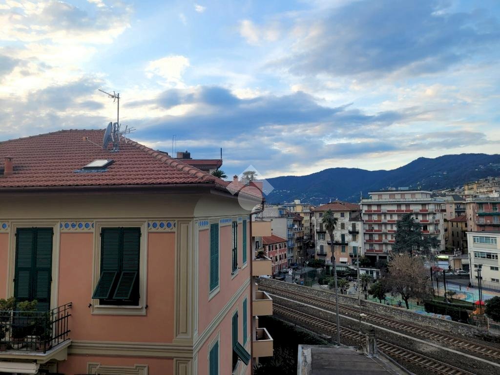 Four-room apartment Salita Privata S. Giorgio, Rapallo - photo 1