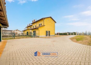 Independent house Bene Vagienna - photo 41