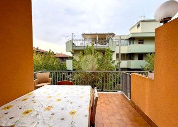 Two-room apartment Viale Doberdò, Rimini - photo 2