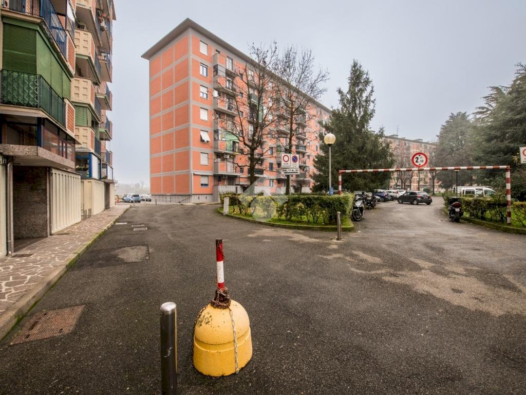 Three-room apartment Via Salici, Milano (neighborhood Baggio) - photo 2