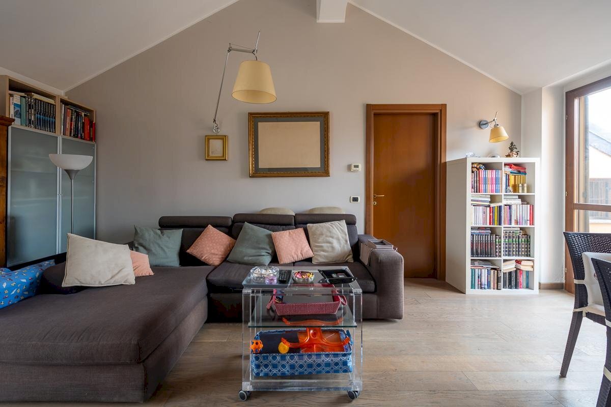 Two-room apartment Peschiera Borromeo - photo 1