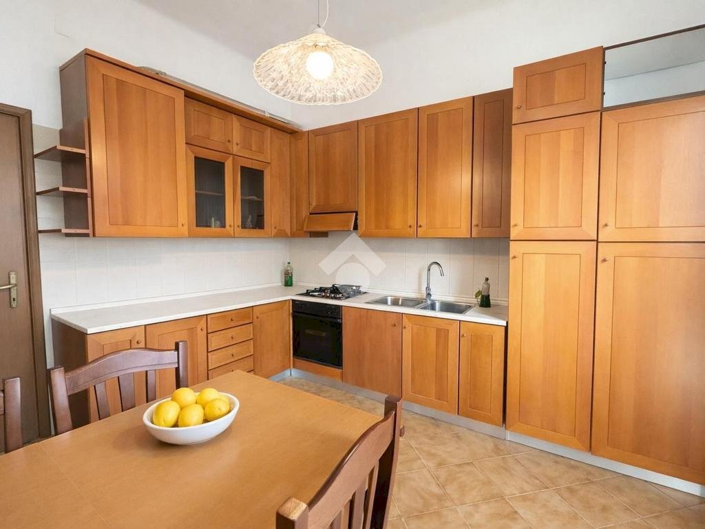 Trilocale Via Amalfi, La Spezia (zona Pegazzano) - foto 2