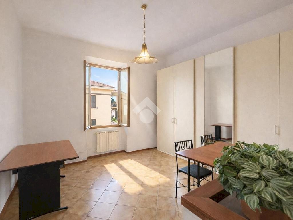 Trilocale Via Amalfi, La Spezia (zona Pegazzano) - foto 3