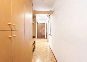 Trilocale Via Amalfi, La Spezia (zona Pegazzano) - foto 18