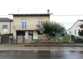 Casa semi indipendente Via Villanova, Ravenna (zona Villanova) - foto 1