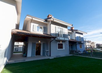 Villa a Schiera Via Don Carlo Gnocchi, Borgo San Dalmazzo - foto 1