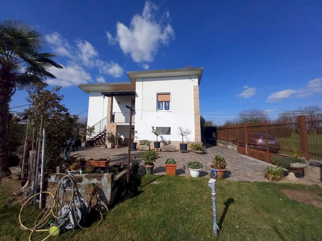 Villa Via Eugenio Villoresi, Vittuone - photo 2