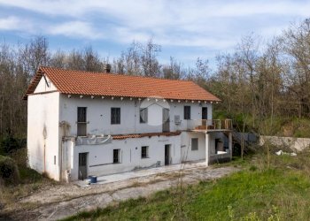 Independent house Borgata Pesiglione, Bene Vagienna - photo 1