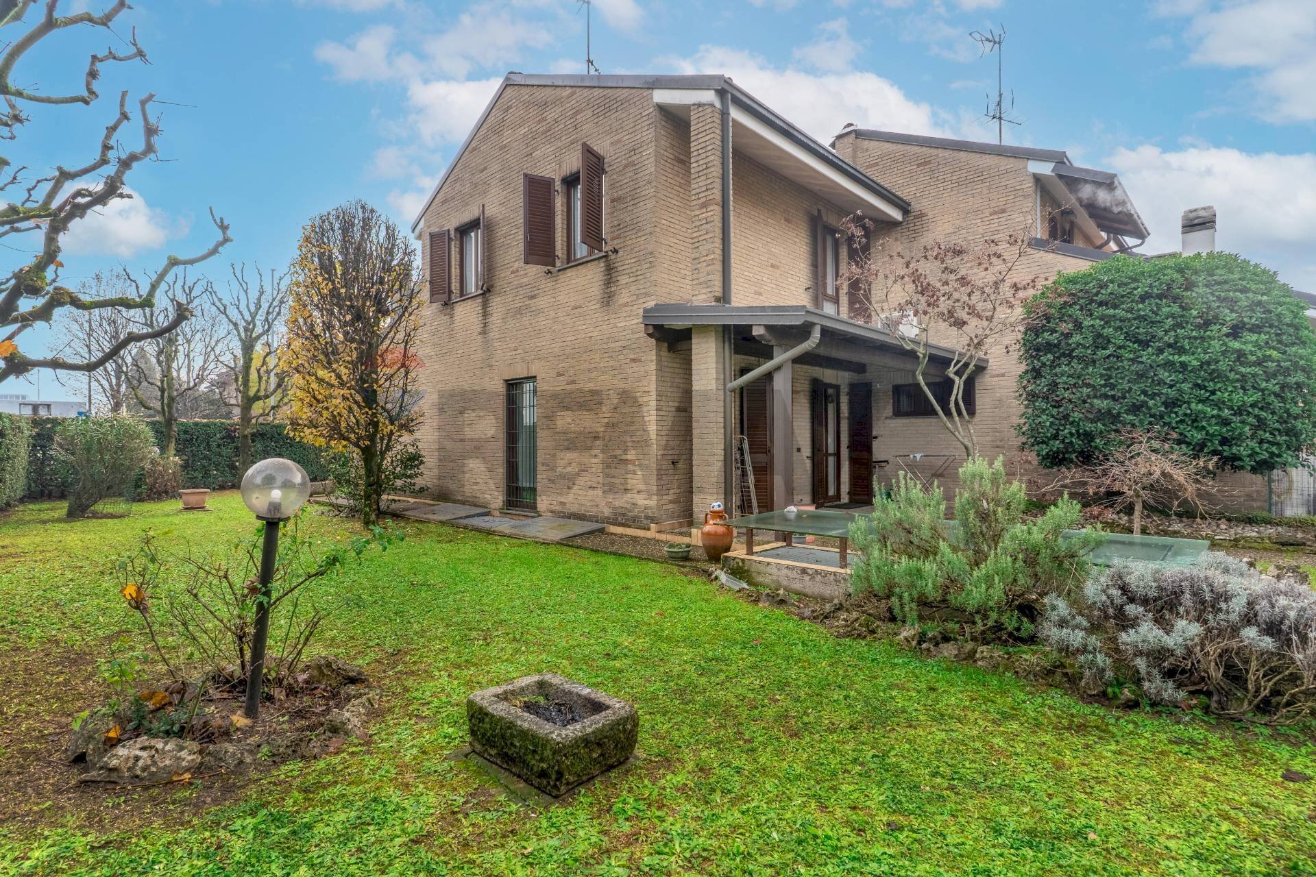 Casa all\'aperto - Villa a Schiera Via Casati
 
149, Arcore - foto 1