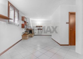 Hall / corridoio - Villa a Schiera Via Casati
 
149, Arcore - foto 33