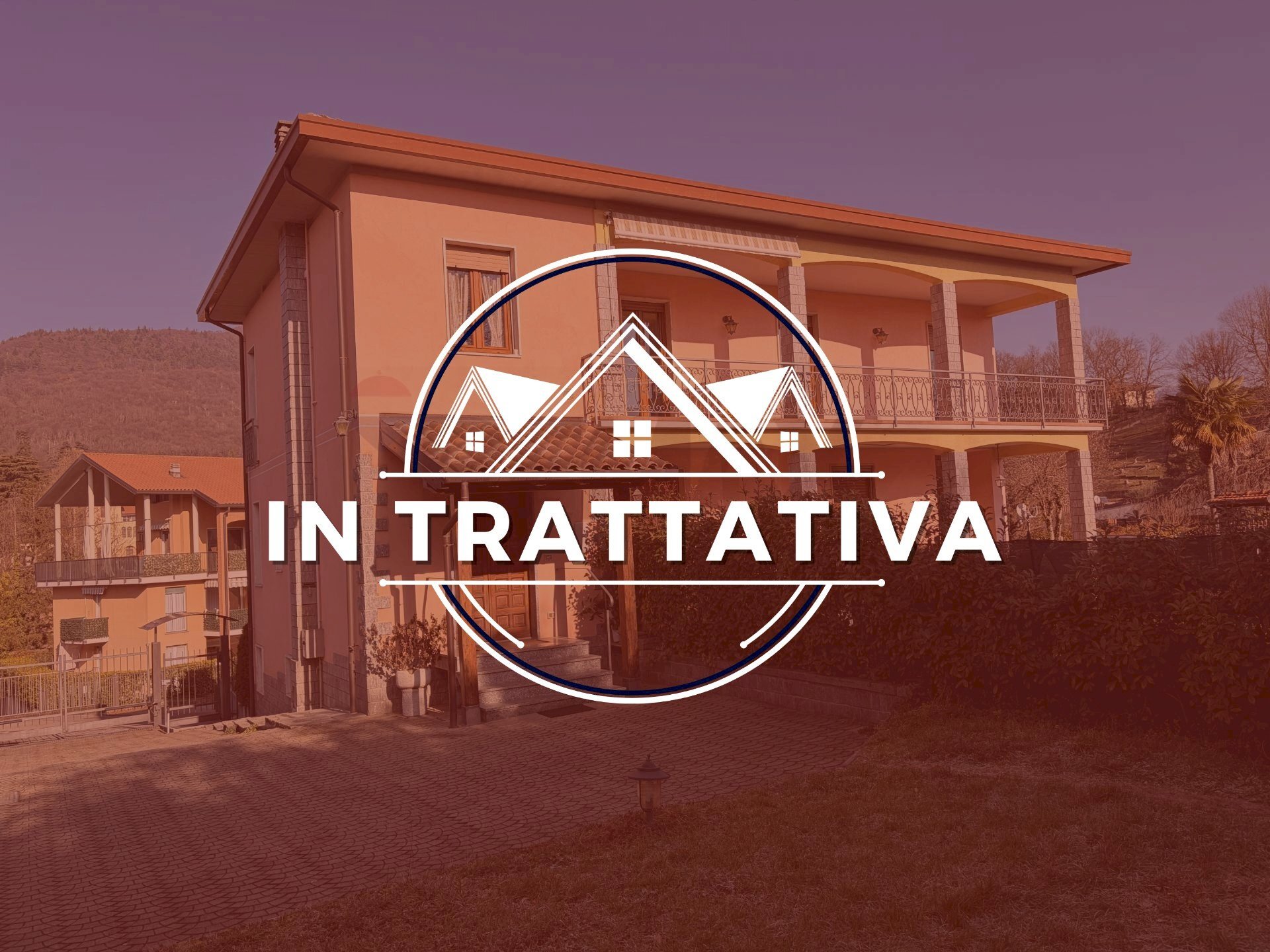 Casa all\'aperto - Casa semi indipendente VIA SALVO D'ACQUISTO
 
2, Viggiù - foto 1