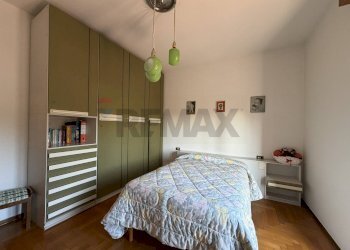 Camera / camera da letto - Casa semi indipendente VIA SALVO D'ACQUISTO
 
2, Viggiù - foto 17