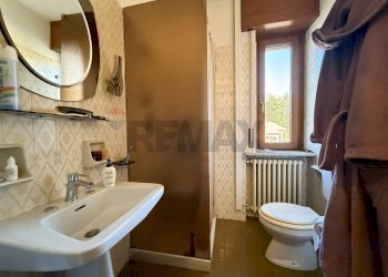 Bagno - Casa semi indipendente VIA SALVO D'ACQUISTO
 
2, Viggiù - foto 19