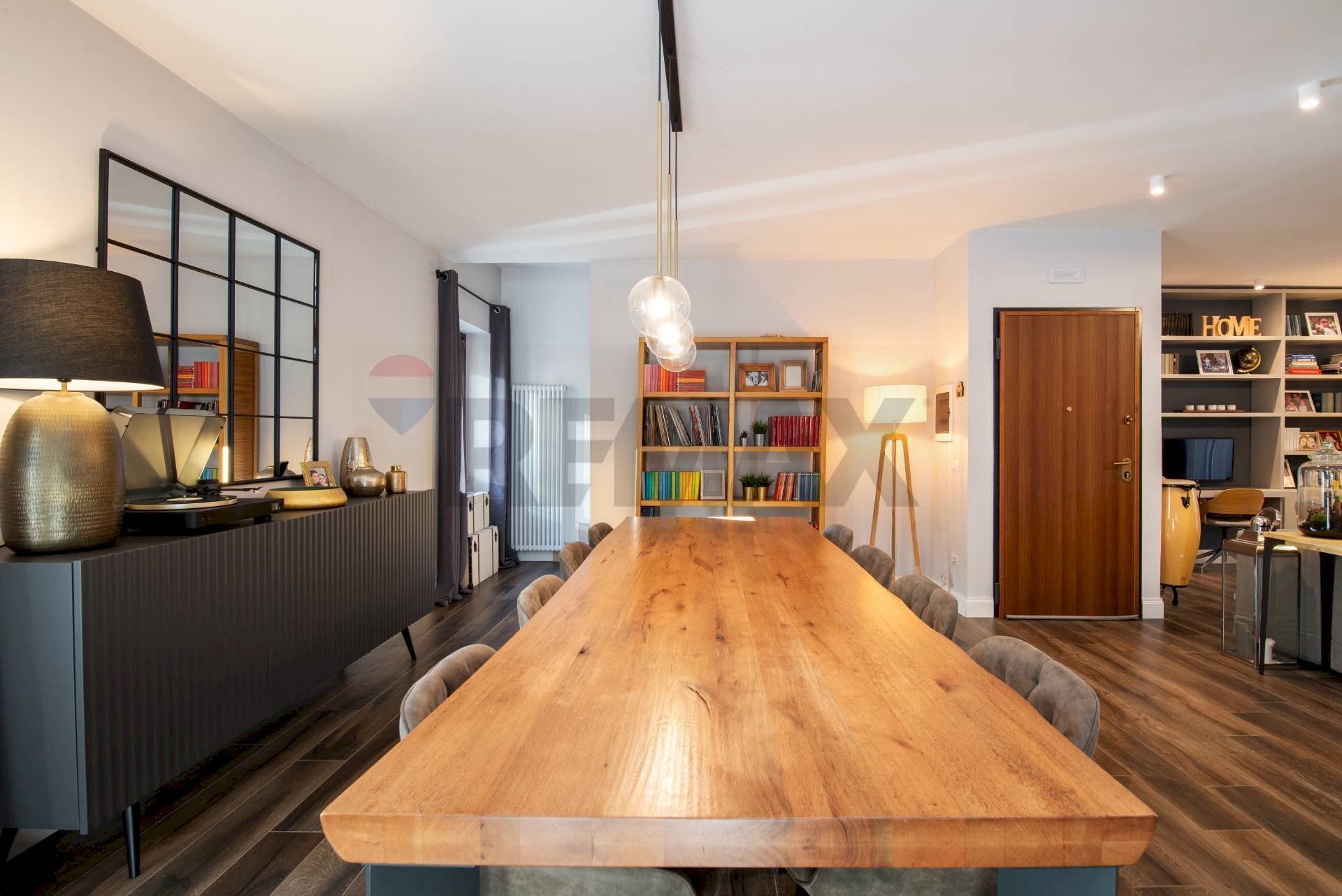 Sala da pranzo - Appartamento PIAZZA DELLA LIBERTA'
 
7, Monterotondo - foto 3