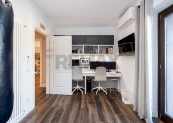 Ufficio - Appartamento PIAZZA DELLA LIBERTA'
 
7, Monterotondo - foto 10