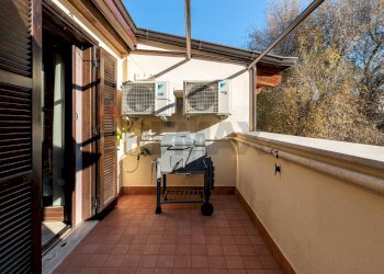 Balcone - Appartamento PIAZZA DELLA LIBERTA'
 
7, Monterotondo - foto 38