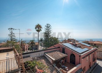 Edificio all\'aperto - Casa indipendente Via Regina Margherita
 
10, Piedimonte Etneo - foto 3