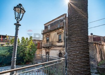 Edificio all\'aperto - Casa indipendente Via Regina Margherita
 
10, Piedimonte Etneo - foto 35