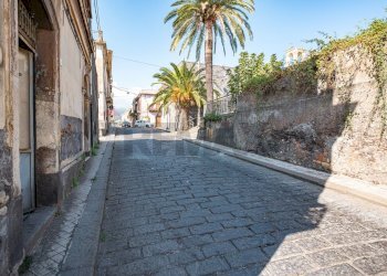 Edificio all\'aperto - Casa indipendente Via Regina Margherita
 
10, Piedimonte Etneo - foto 41