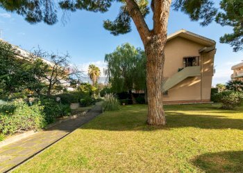 Casa all\'aperto - Appartamento Via Salvatore Quasimodo
 
2, Catania - foto 1