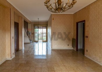 Stanza vuota - Appartamento Via Salvatore Quasimodo
 
2, Catania - foto 5