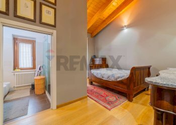 Camera / camera da letto - Casa semi indipendente via civitatomassa
 
32, L'Aquila - foto 23