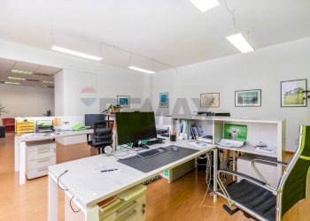 Ufficio - Office VIA PROVINCIALE
 
2, Lallio - photo 4