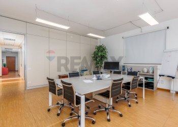 Ufficio - Office VIA PROVINCIALE
 
2, Lallio - photo 8