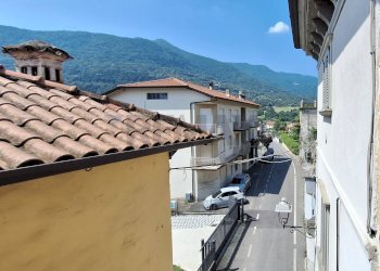 Vista delle montagne - Apartment Solto Collina - photo 17