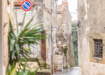 Edificio all\'aperto - Bilocale Via Delle Cantine
 
66, Ischia di Castro - foto 2