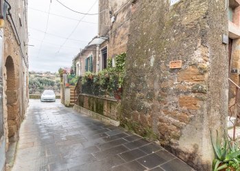 Edificio all\'aperto - Bilocale Via Delle Cantine
 
66, Ischia di Castro - foto 5