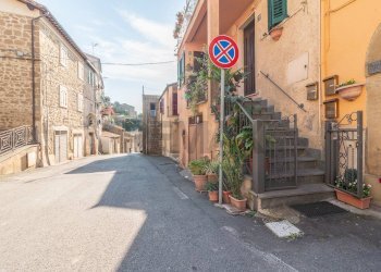 Edificio all\'aperto - Trilocale Via di Cellere
 
72, Ischia di Castro - foto 19