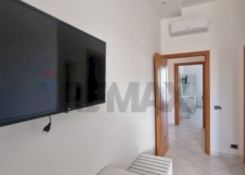 Hall / corridoio - Quadrilocale Via Dalmazia
 
32, Vieste - foto 15