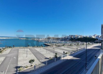 Vista dell\'acqua - Quadrilocale Via Dalmazia
 
32, Vieste - foto 2