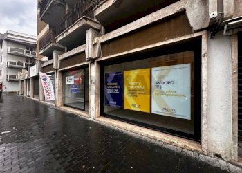 Edificio all\'aperto - Commercial Activity Benevento - photo 1