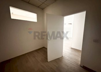 Stanza vuota - Commercial Activity Benevento - photo 8