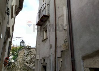 Edificio all\'aperto - Independent house Via Fontana Nuova
 
32, Barrea - photo 27