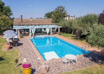 Foto 1 - Villa via Case Basse
 
207, San Clemente - photo 1