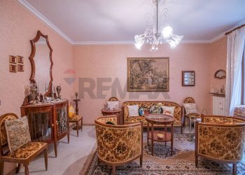 Soggiorno - Appartamento Via Santissimo Rosario
 
44, Ragusa - foto 3