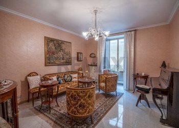 Sala da pranzo - Appartamento Via Santissimo Rosario
 
44, Ragusa - foto 14