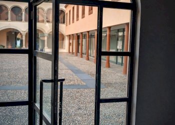 Foto 2 - Locale Commerciale Piazza rosa vincenzo, Palazzolo sull'Oglio - foto 2