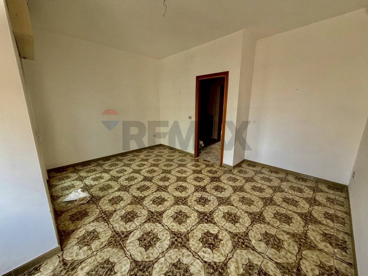 Stanza vuota - Quadrilocale Oria - foto 2