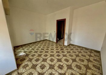 Stanza vuota - Quadrilocale Oria - foto 2