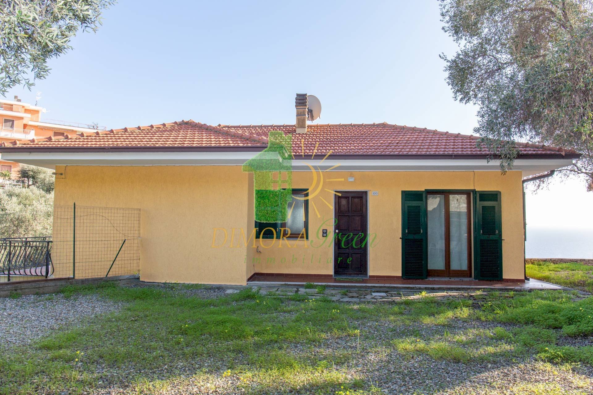 Foto 1 - Casa indipendente Via Strada Nuova
 
130, Cipressa - foto 1