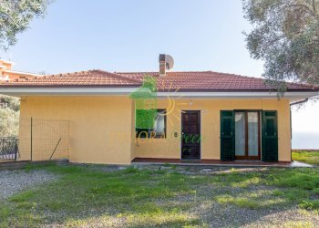 Foto 1 - Independent house Via Strada Nuova
 
130, Cipressa - photo 1