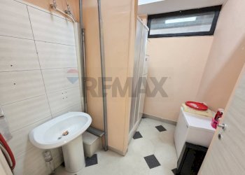 Bagno - Commercial Premises Via Giuseppe Verdi
 
82, Rende - photo 5