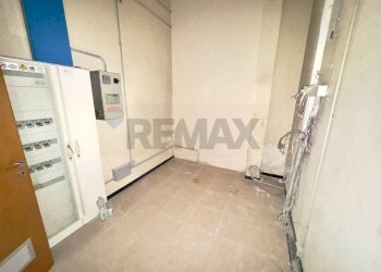 Stanza vuota - Commercial Premises Corso Italia
 
73, Carini - photo 18