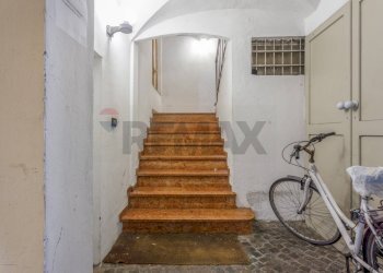 Scale - Bilocale Via Roma
 
51, Reggio nell'Emilia - foto 3